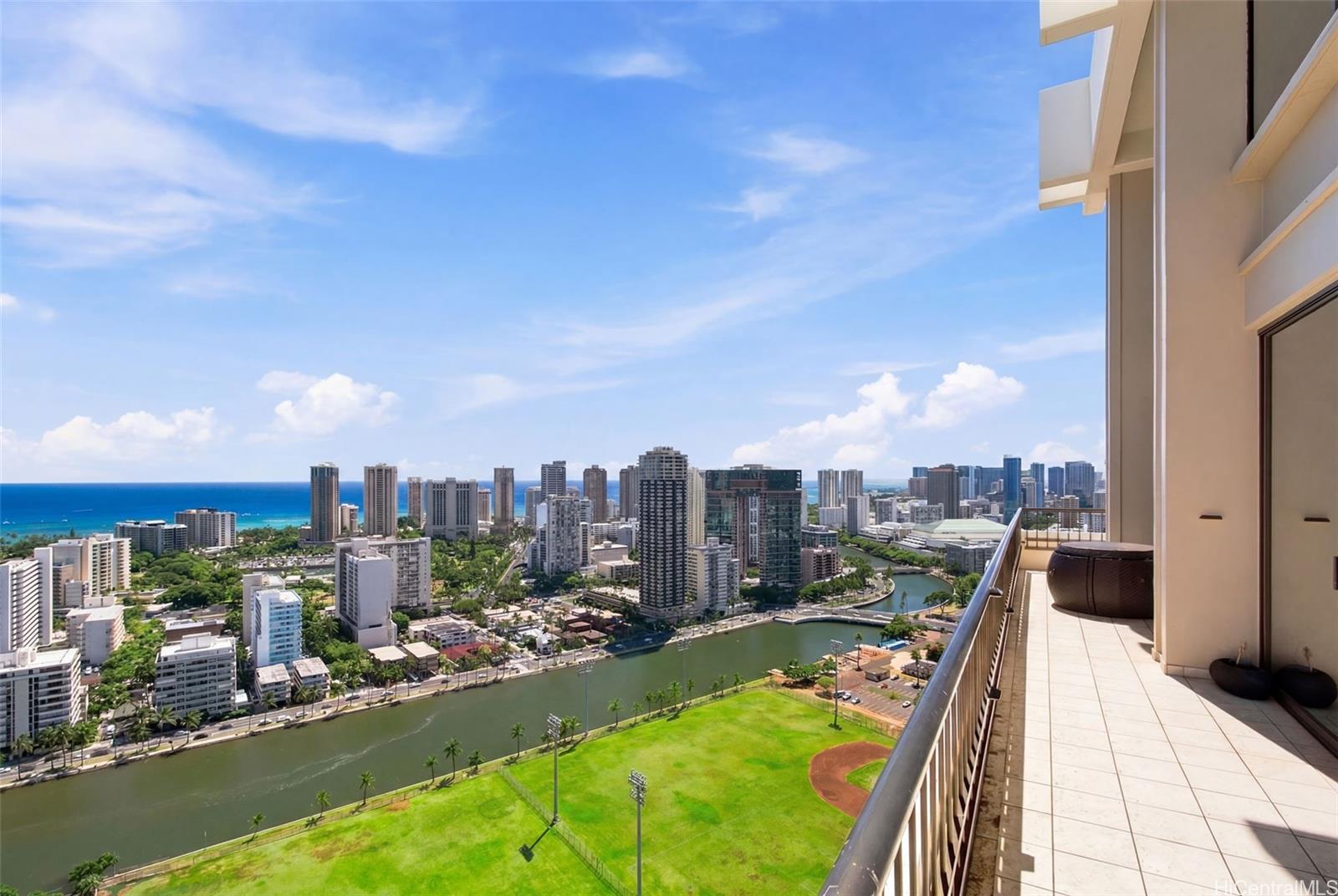 2333 Kapiolani Boulevard  Unit 3517