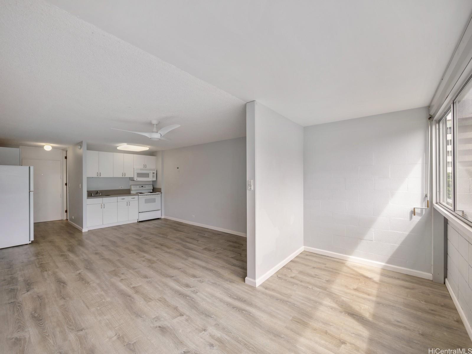 1718 Anapuni Street 303
