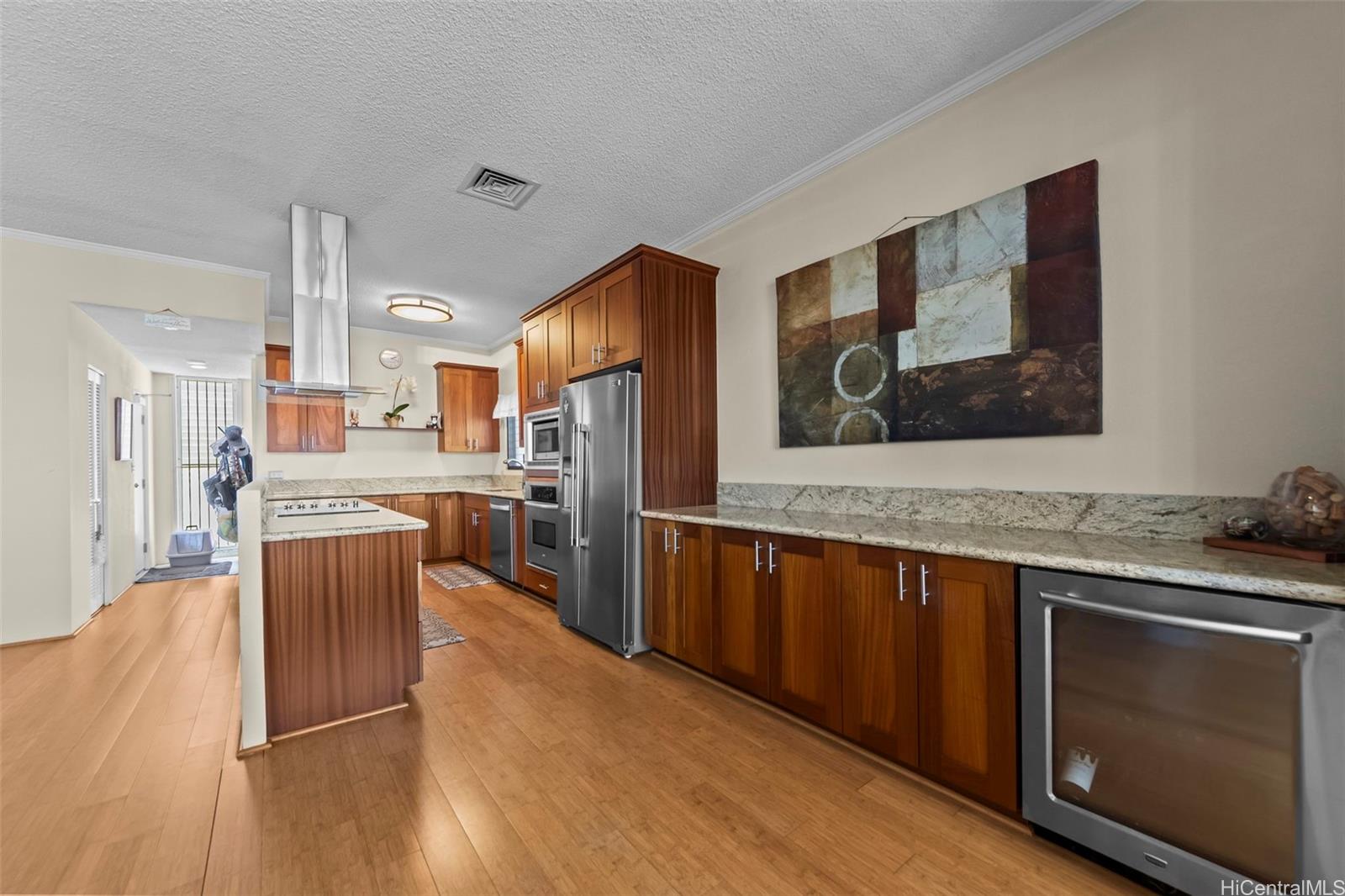Photo 2 of 20