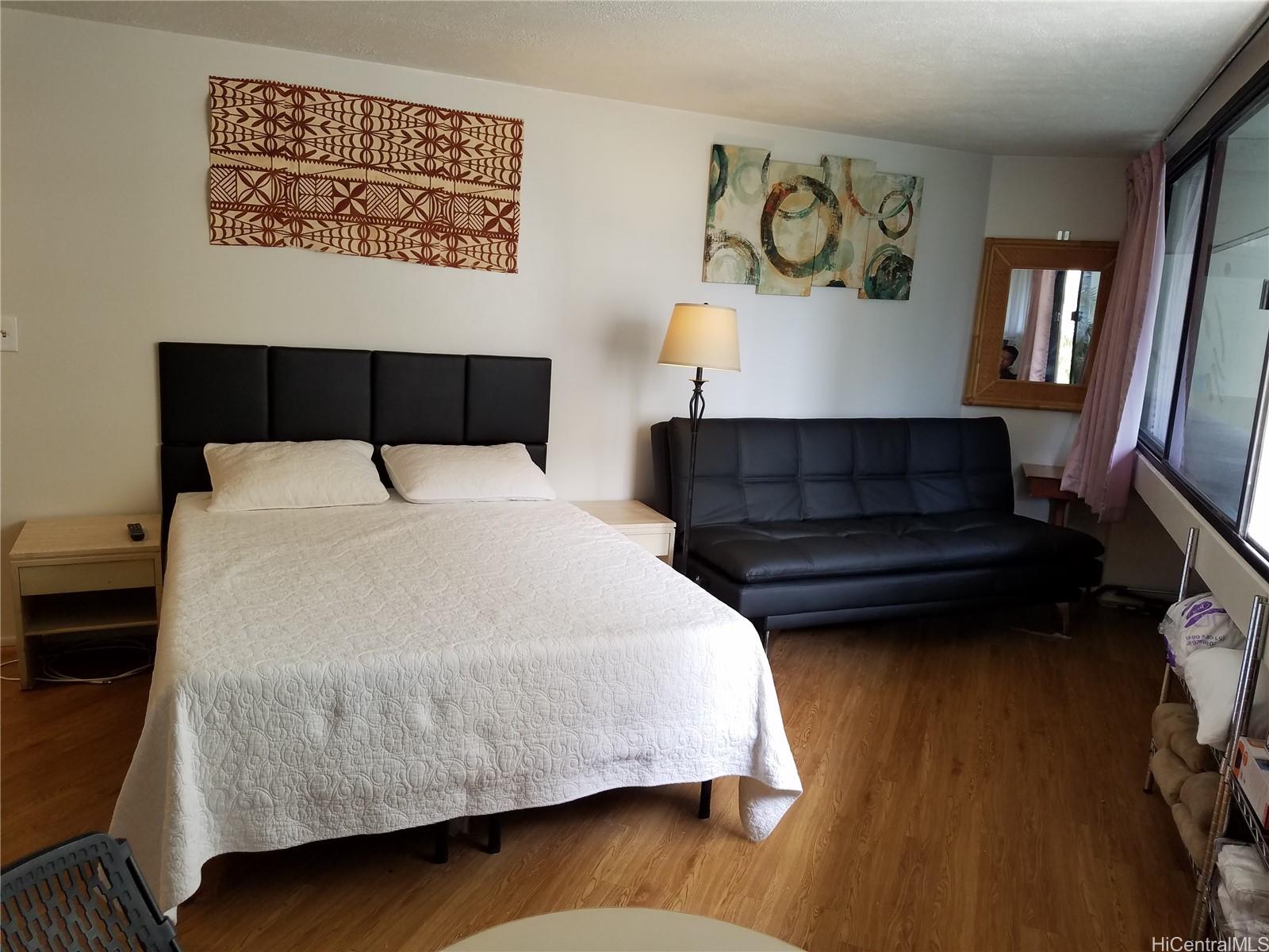 1700 Ala Moana Boulevard 601