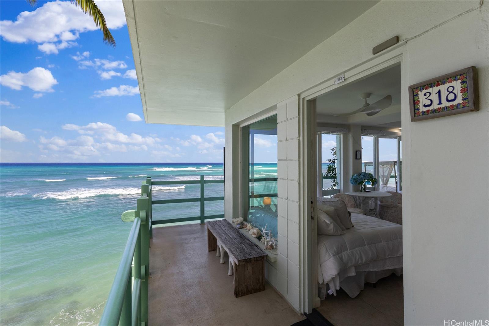 2957 Kalakaua Avenue  Unit 318