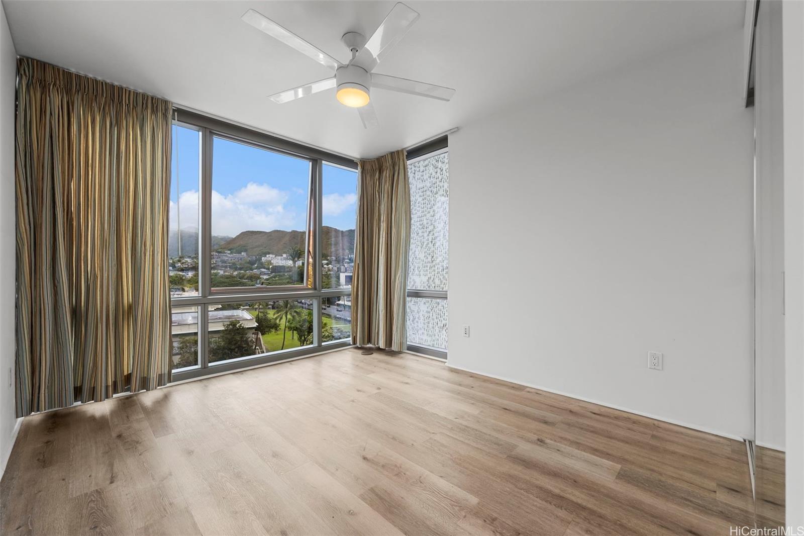 1200 Queen Emma Street  Unit 812