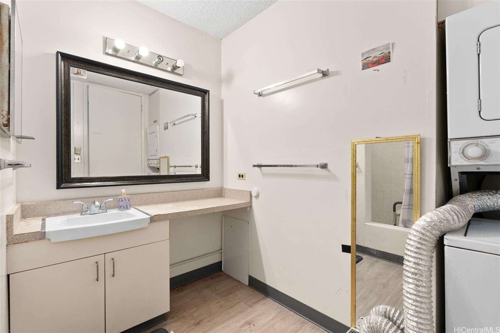 620 Mccully Street  Unit 308