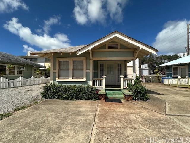 3513 Harding Avenue