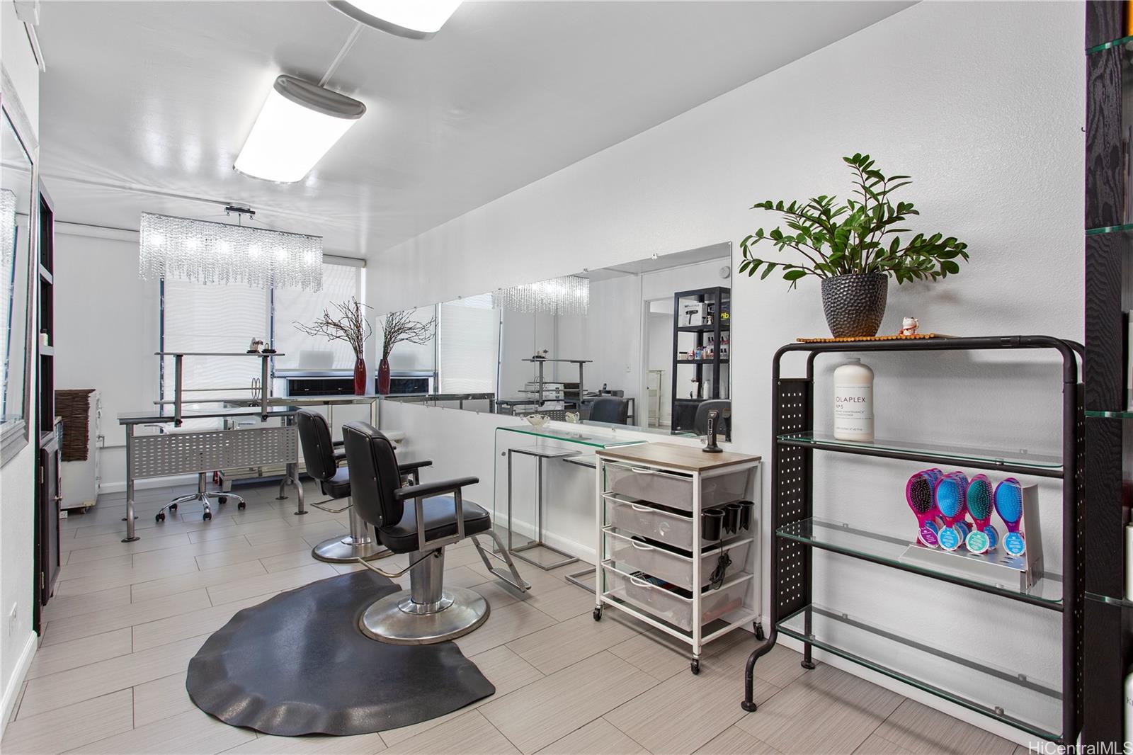 465 Kapahulu Avenue  Unit 2B