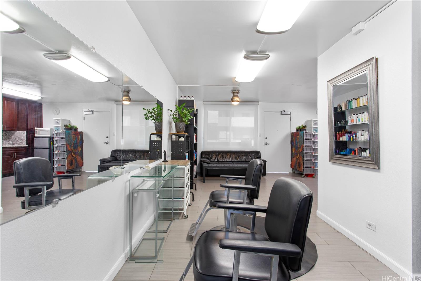 465 Kapahulu Avenue  Unit 2B