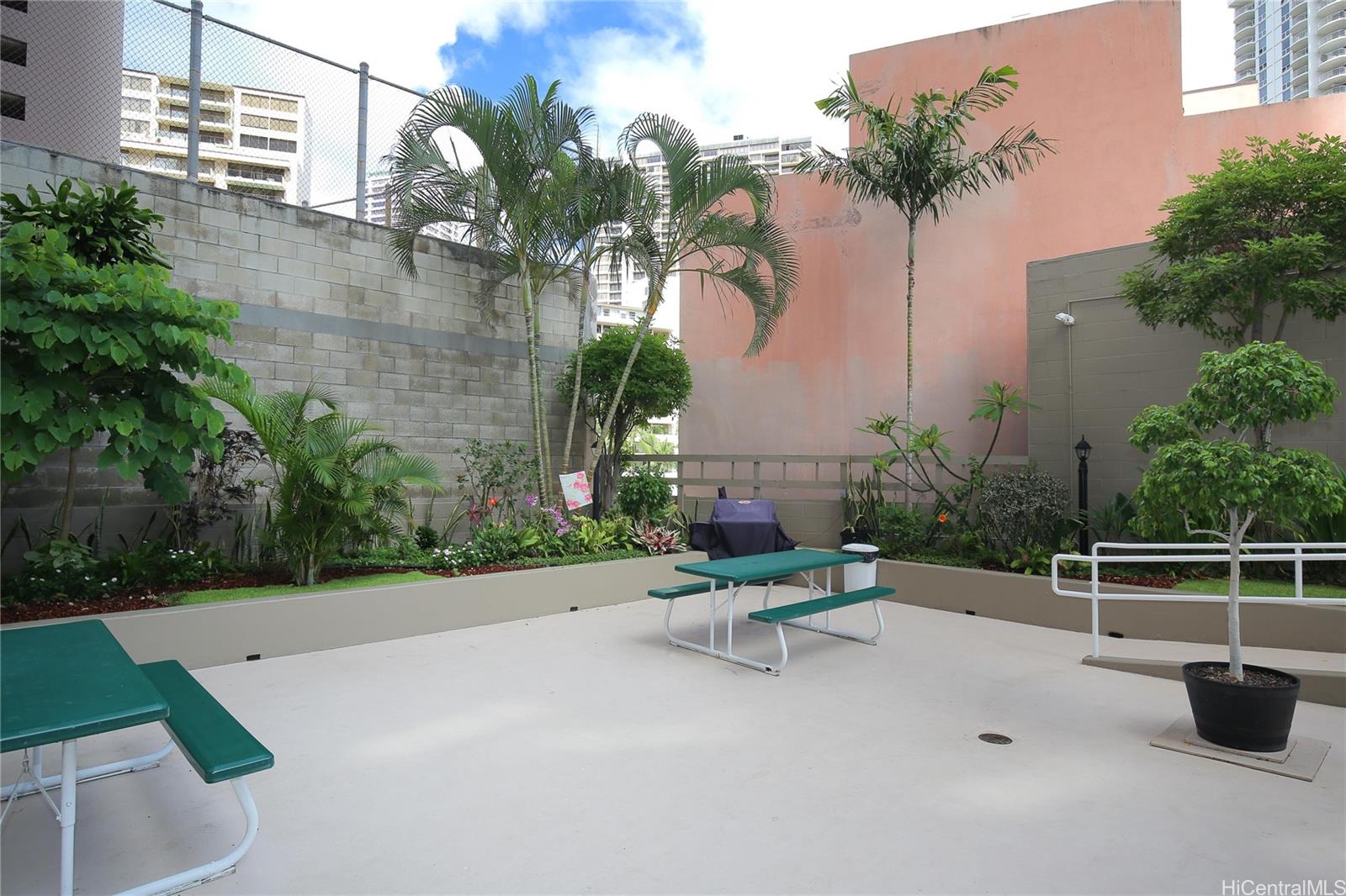 1920 Ala Moana Boulevard  Unit 802