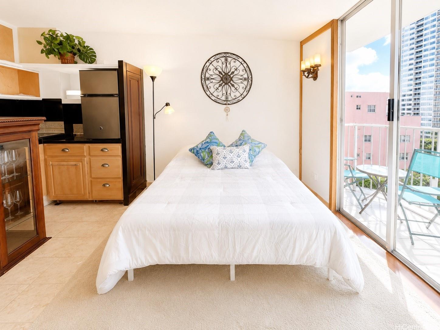 1920 Ala Moana Boulevard  Unit 802