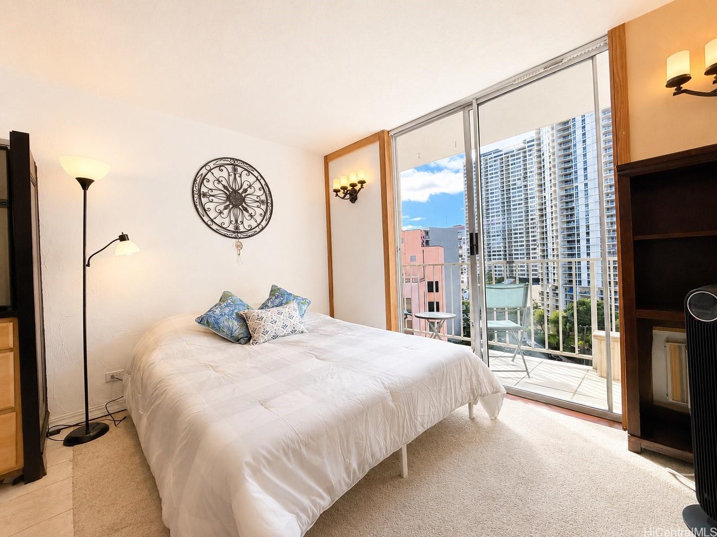 1920 Ala Moana Boulevard  Unit 802