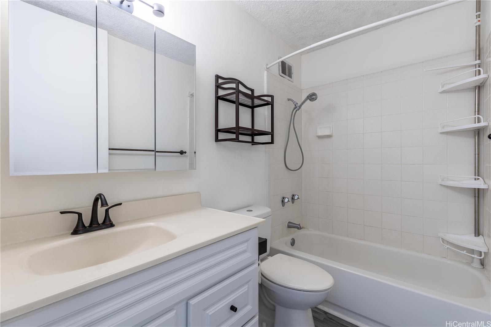 2630 Kapiolani Boulevard  Unit 1403