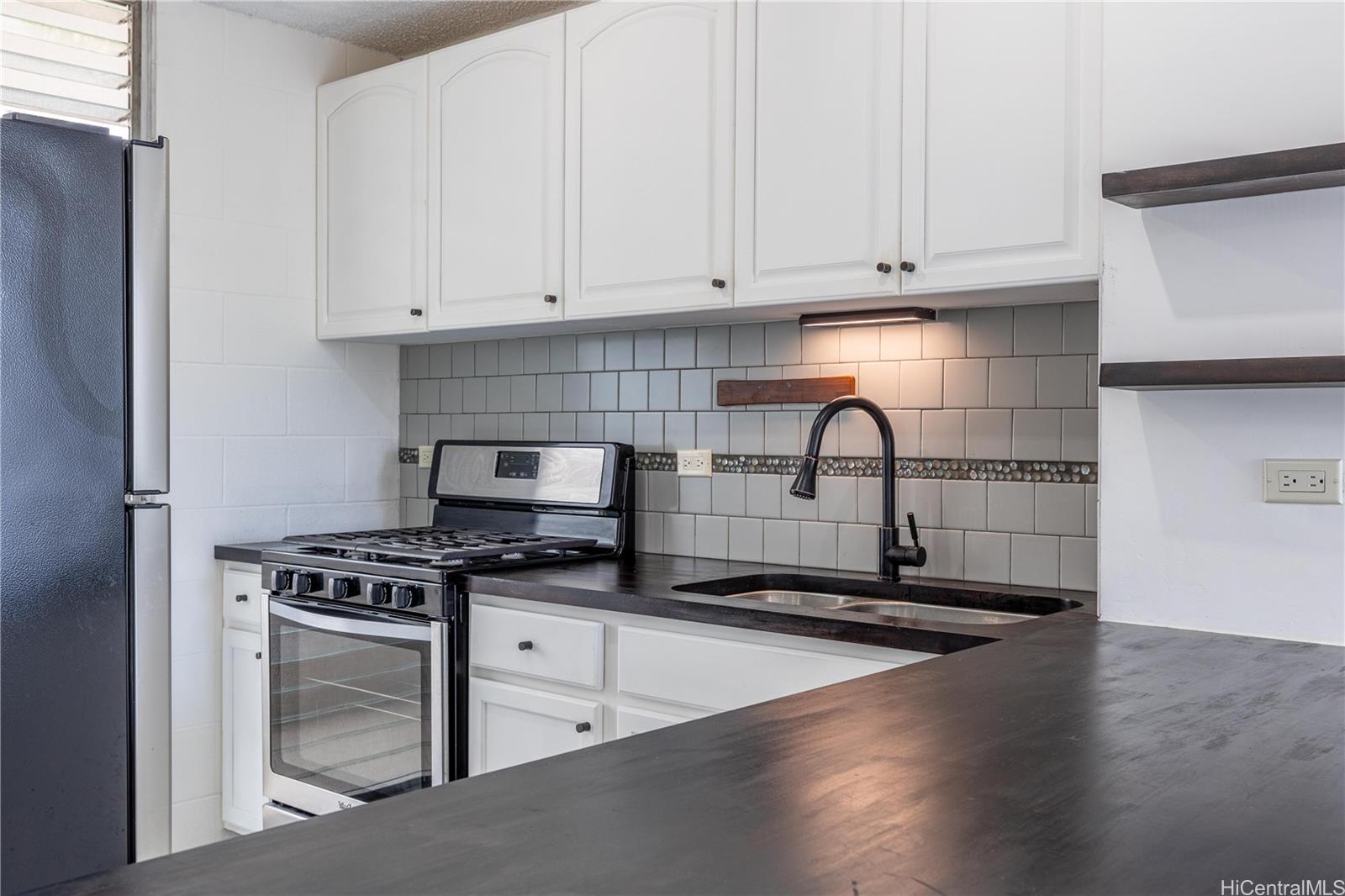 2630 Kapiolani Boulevard  Unit 1403