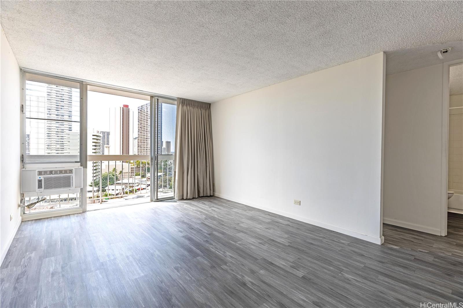 2630 Kapiolani Boulevard  Unit 1403