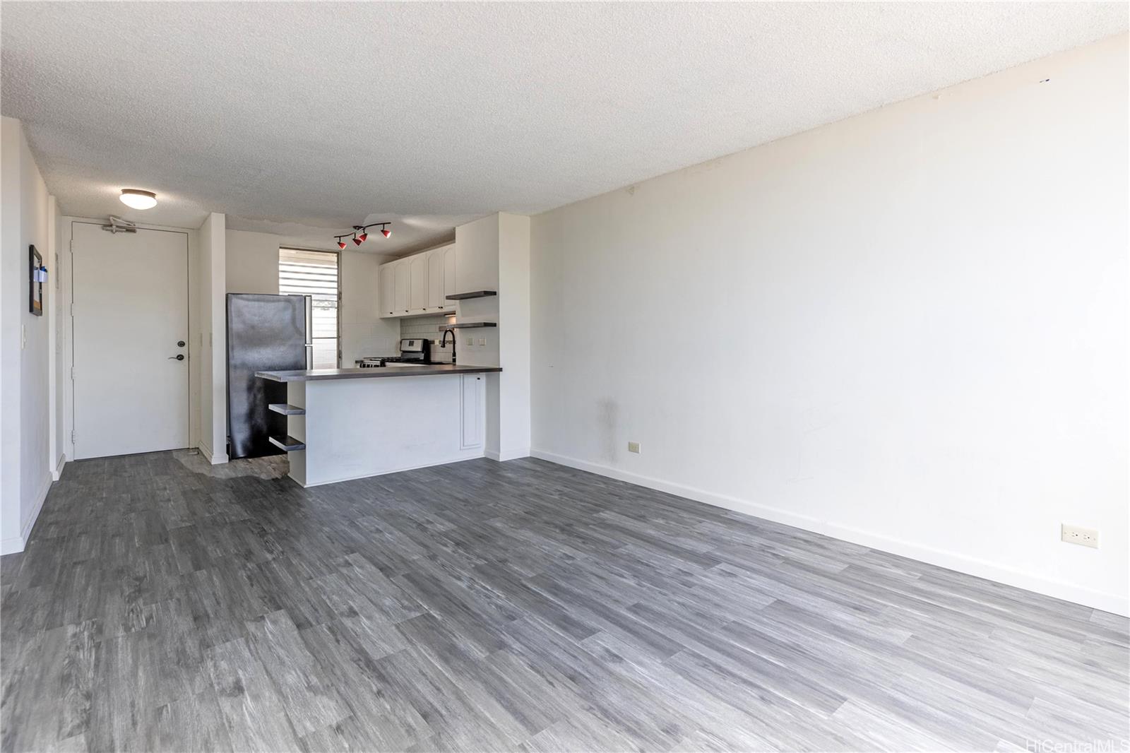 2630 Kapiolani Boulevard  Unit 1403