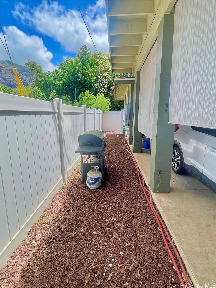 Photo 20 of 23