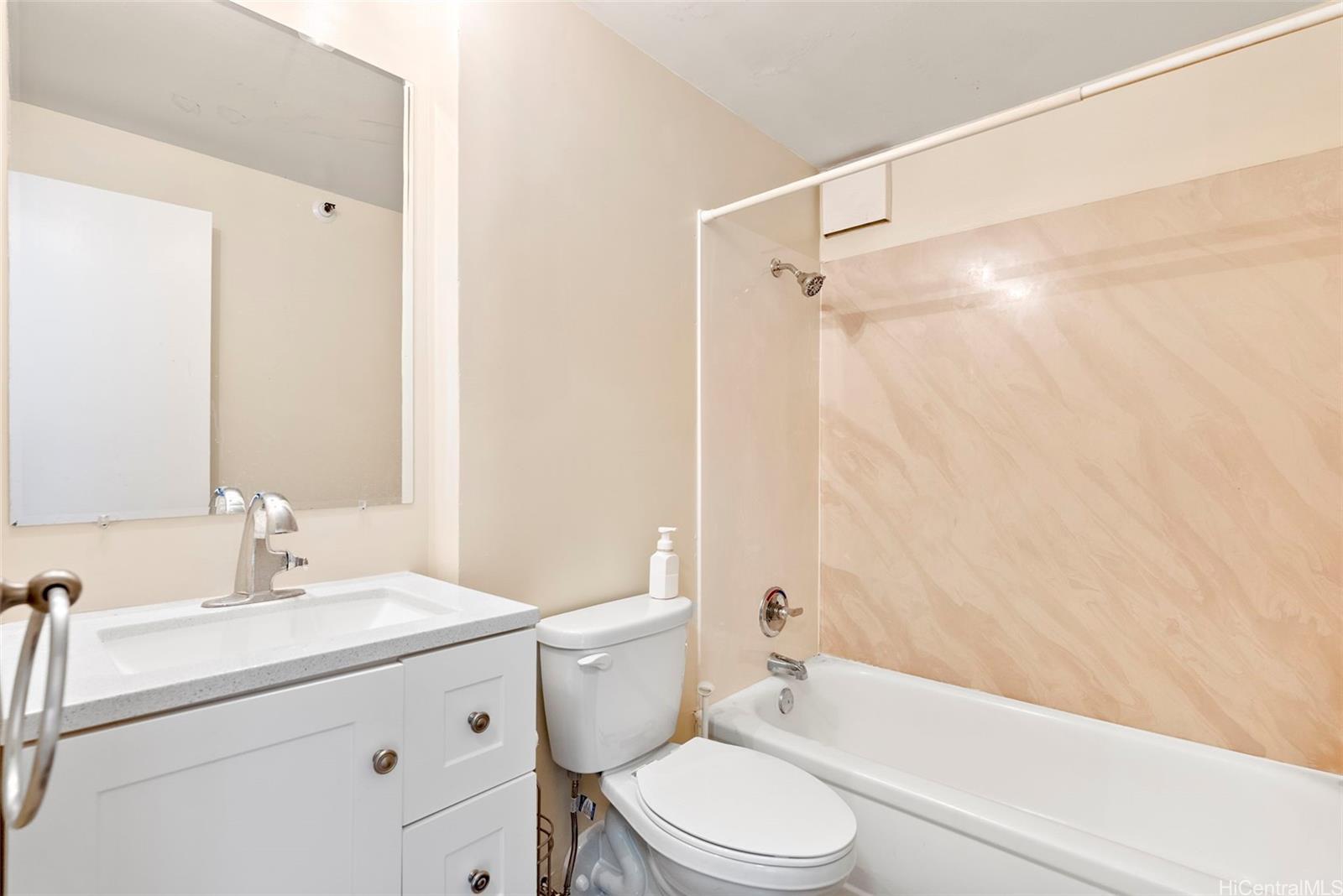 2724 Kahoaloha Lane  Unit 1207