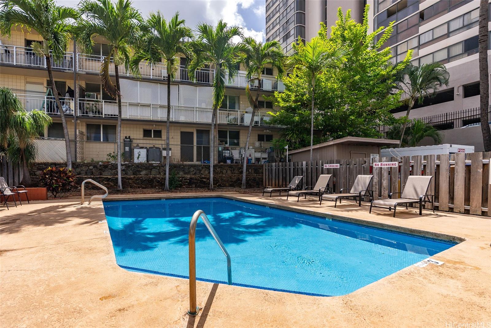 2724 Kahoaloha Lane  Unit 1207