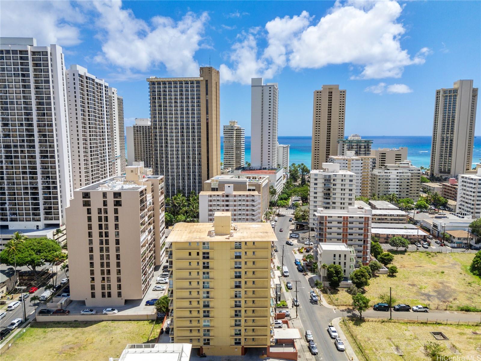 303 Liliuokalani Avenue  Unit 1104