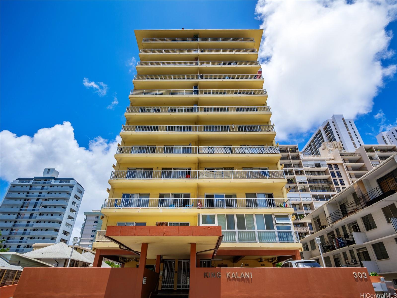 303 Liliuokalani Avenue  Unit 1104