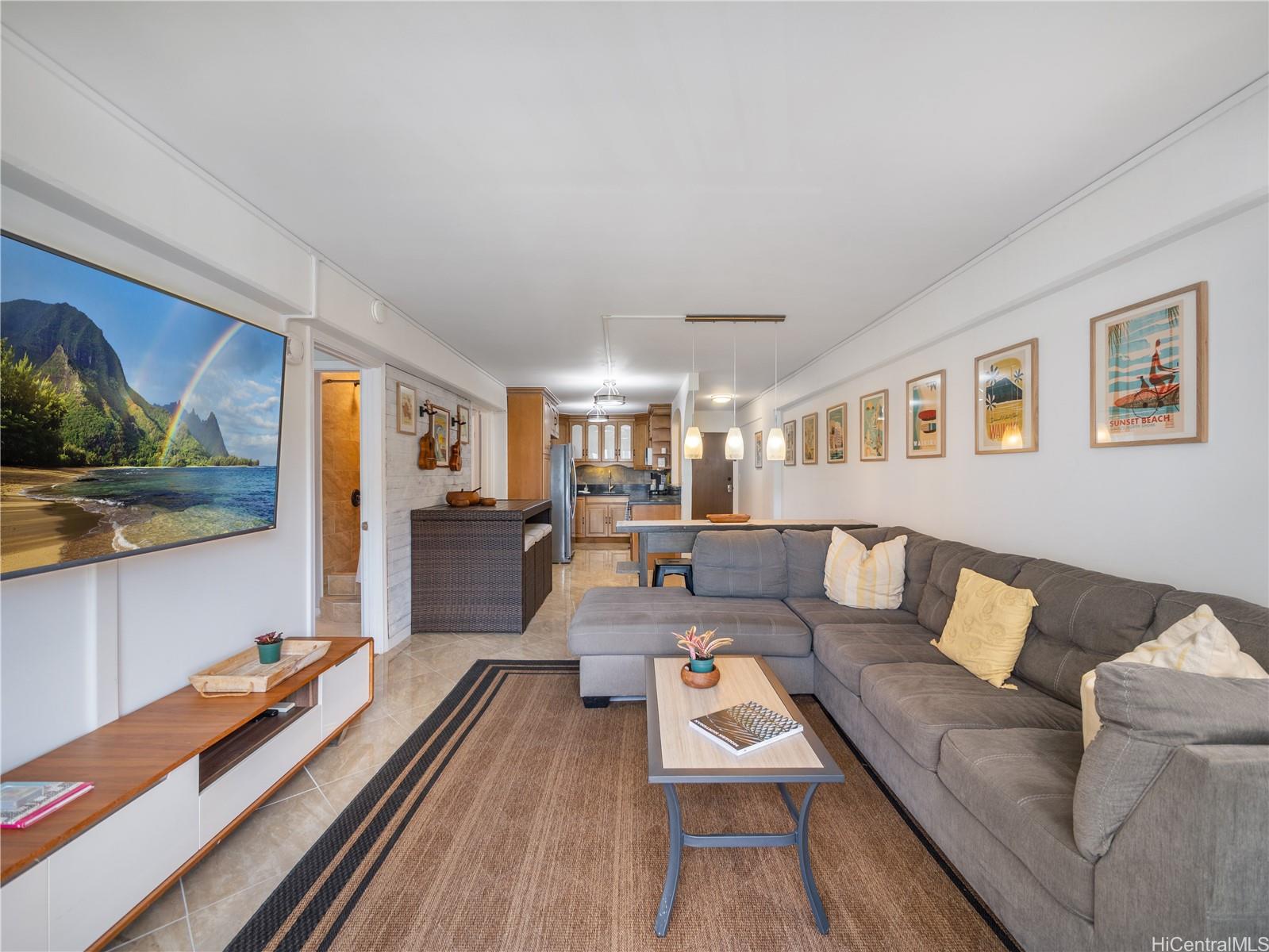303 Liliuokalani Avenue  Unit 1104
