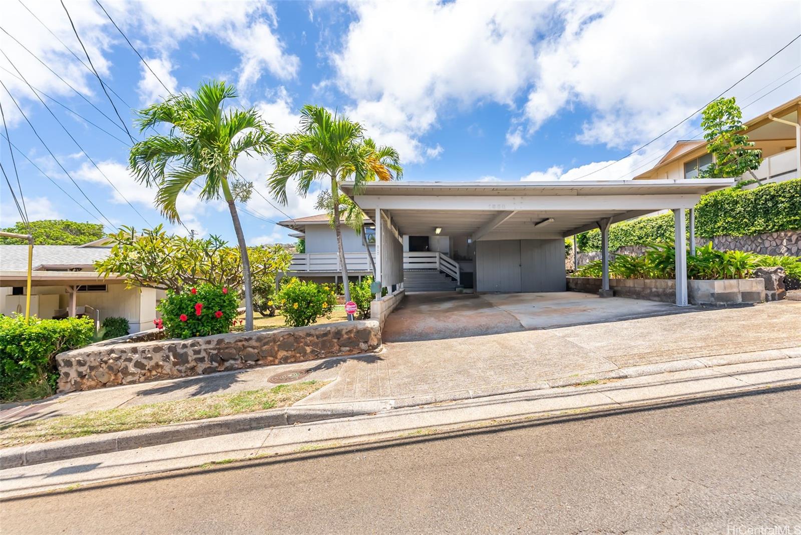 1568 Halekoa Drive