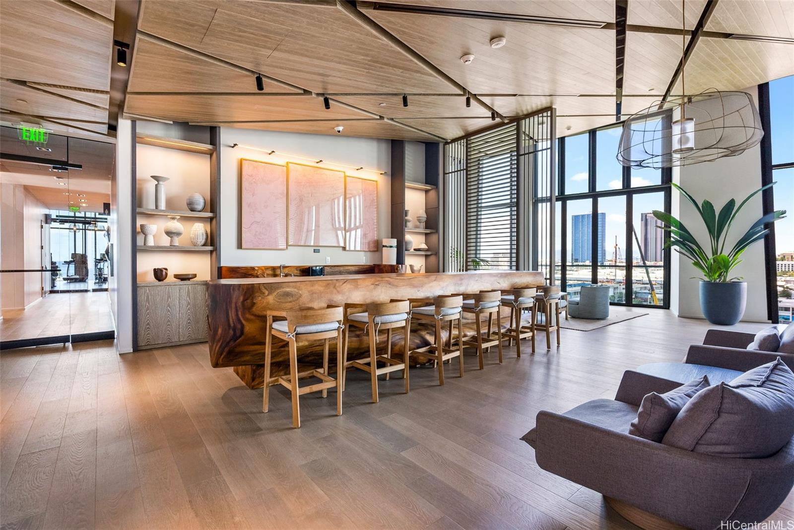 1000 Auahi Street  Unit 733