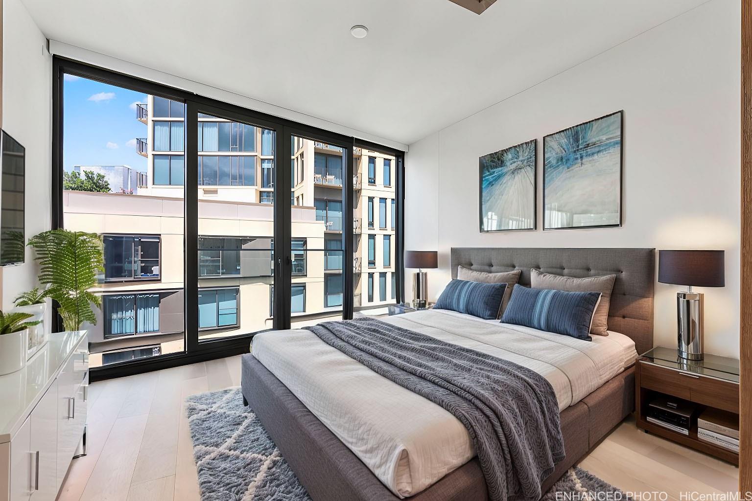 1000 Auahi Street  Unit 733