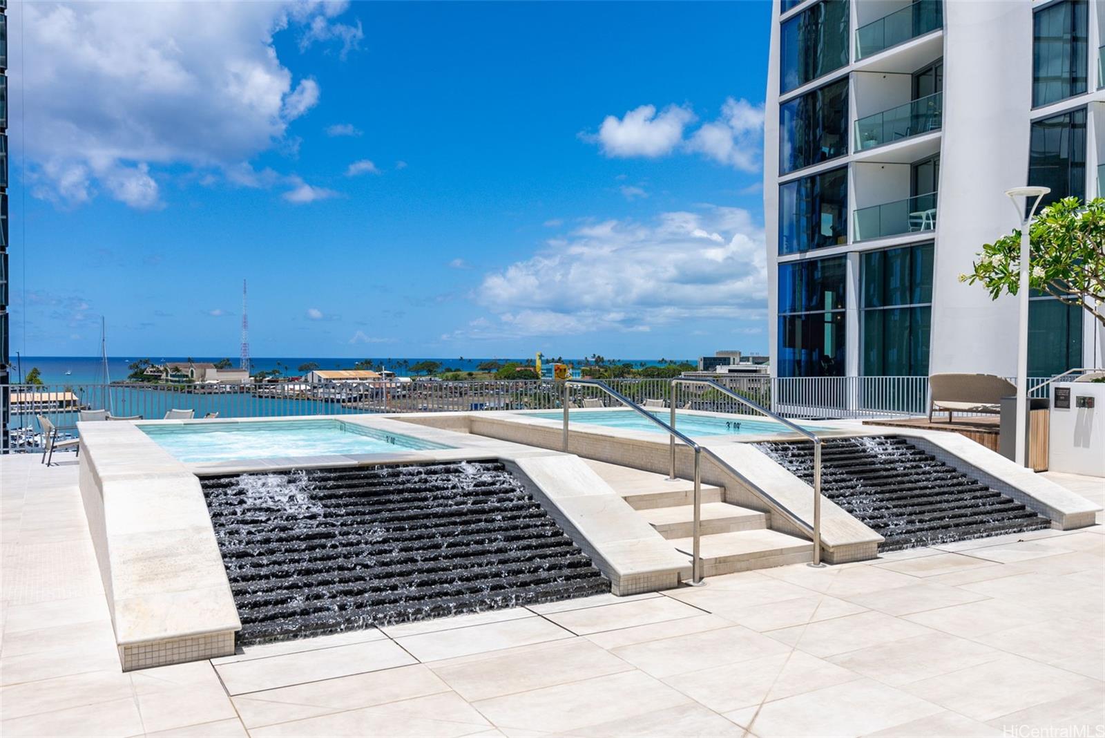 1000 Auahi Street  Unit 733
