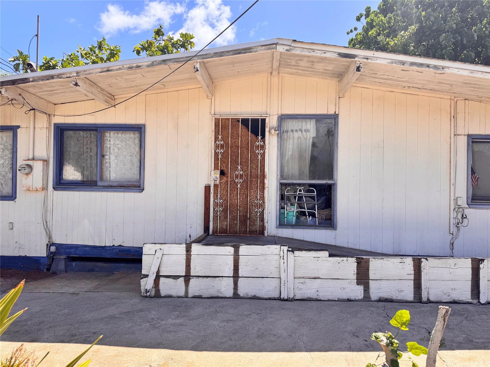 94-125 Pahu Street  Unit 7