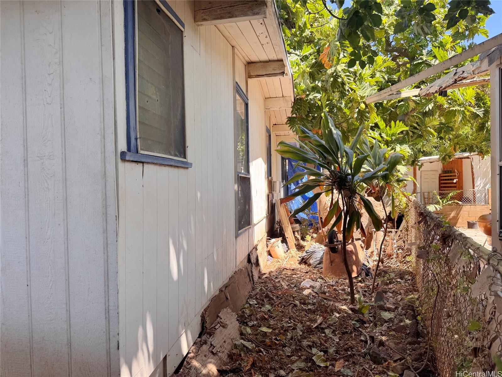 94-125 Pahu Street  Unit 7