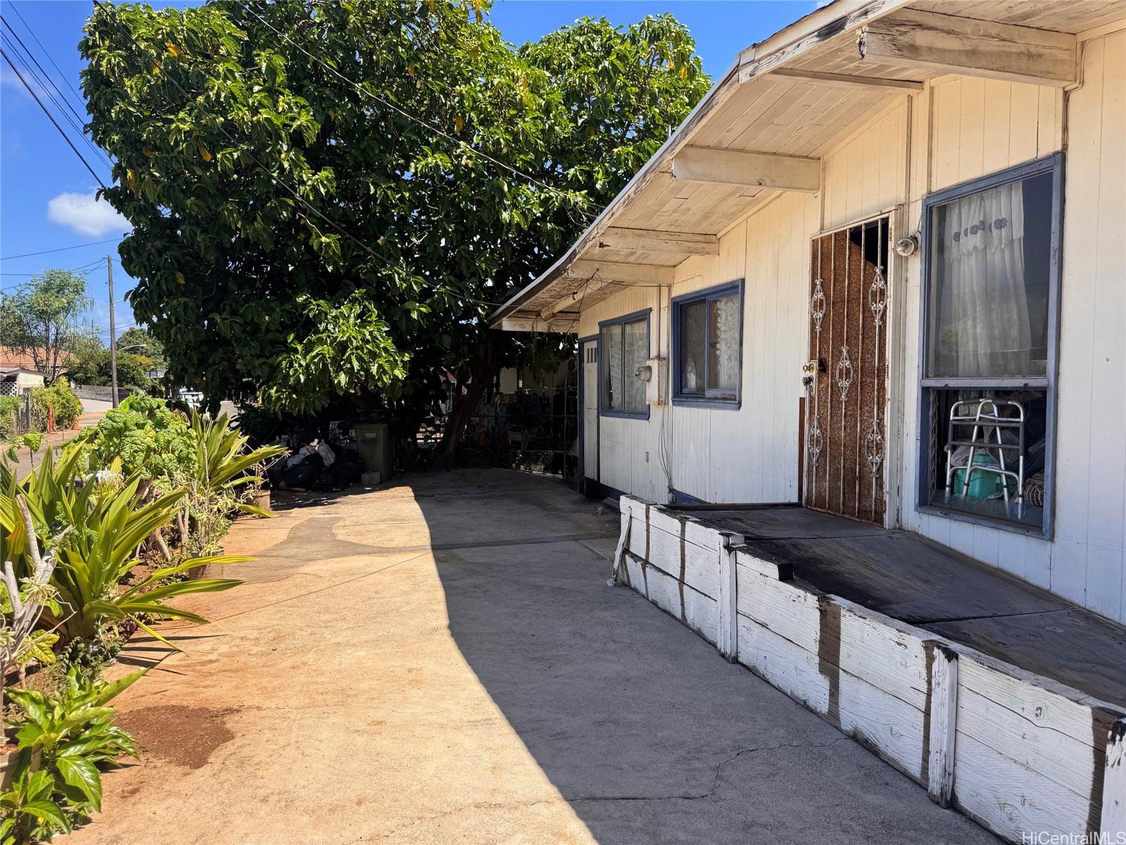 94-125 Pahu Street  Unit 7