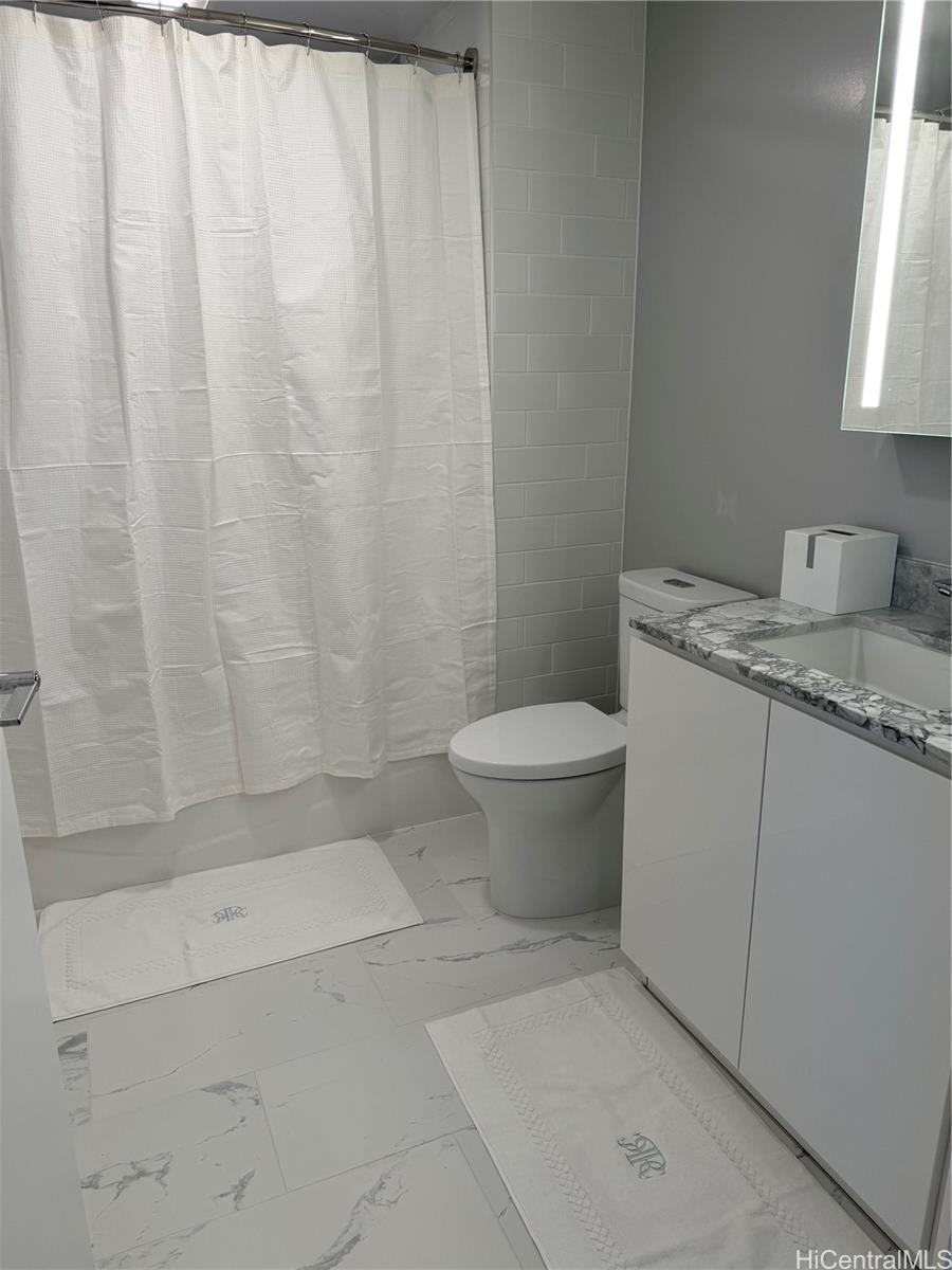 Photo 10 of 24