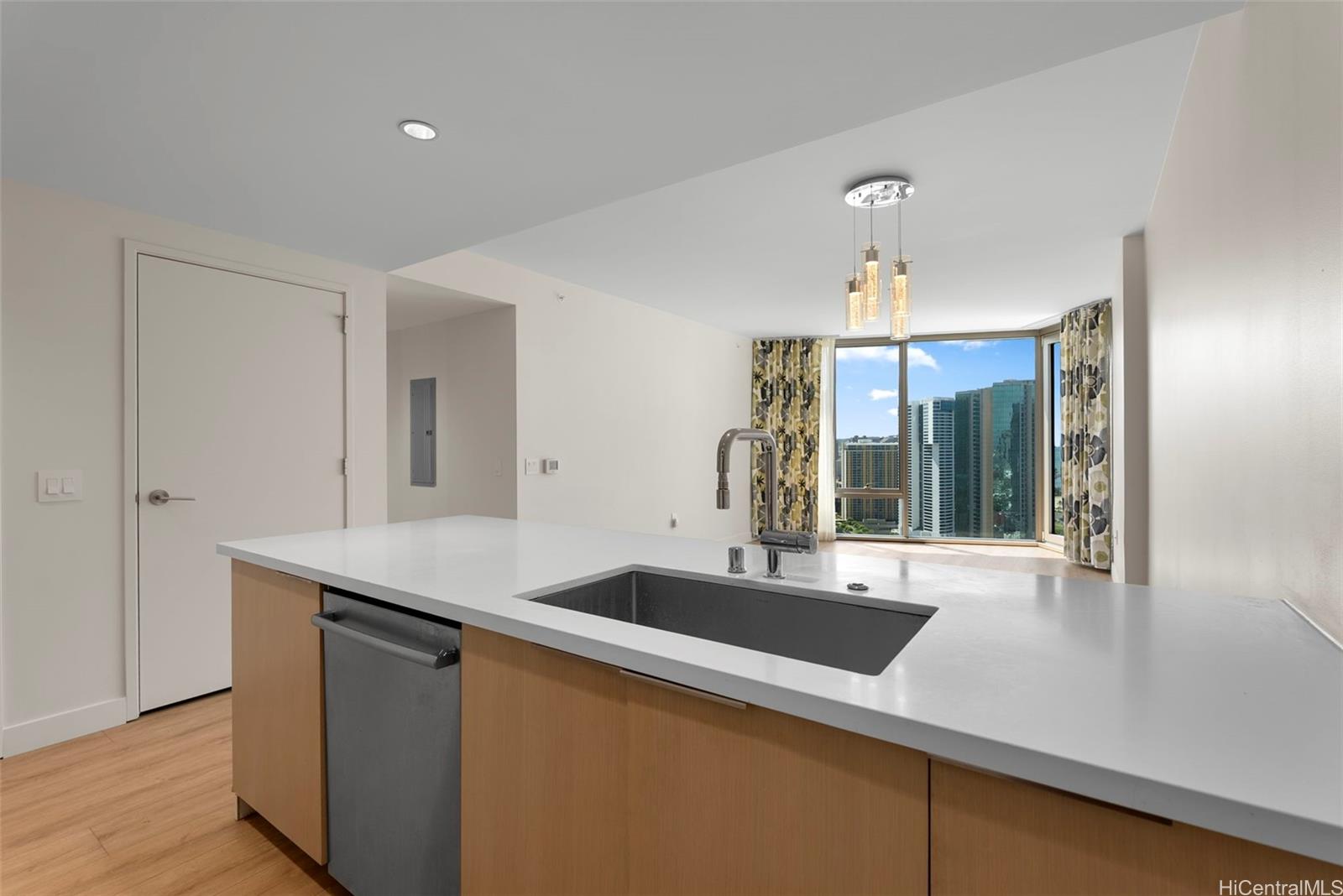 1001 Queen Street  Unit 2904