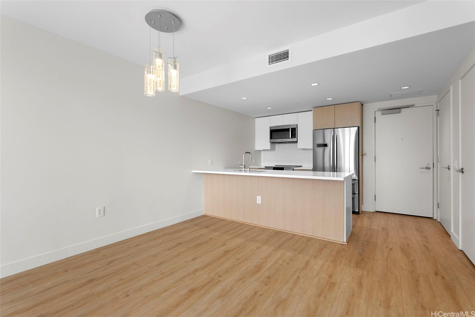 1001 Queen Street  Unit 2904