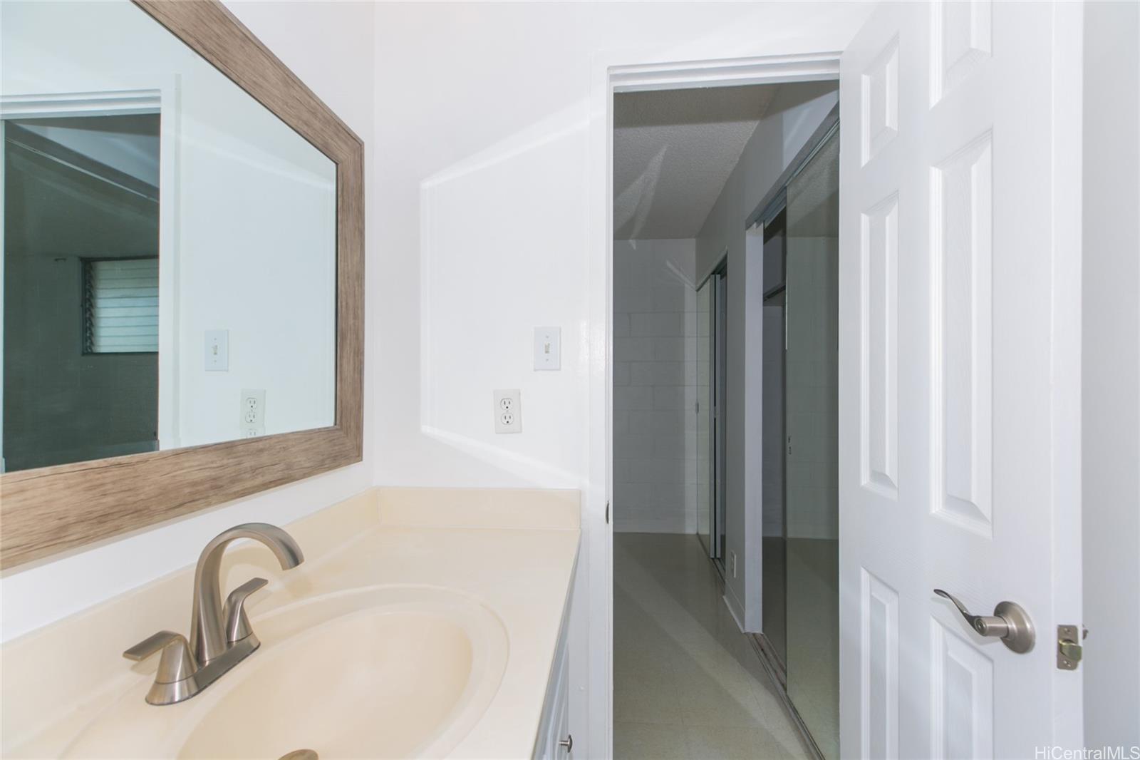 2873 S King Street  Unit 203