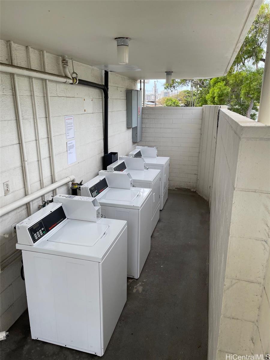 2873 S King Street  Unit 203