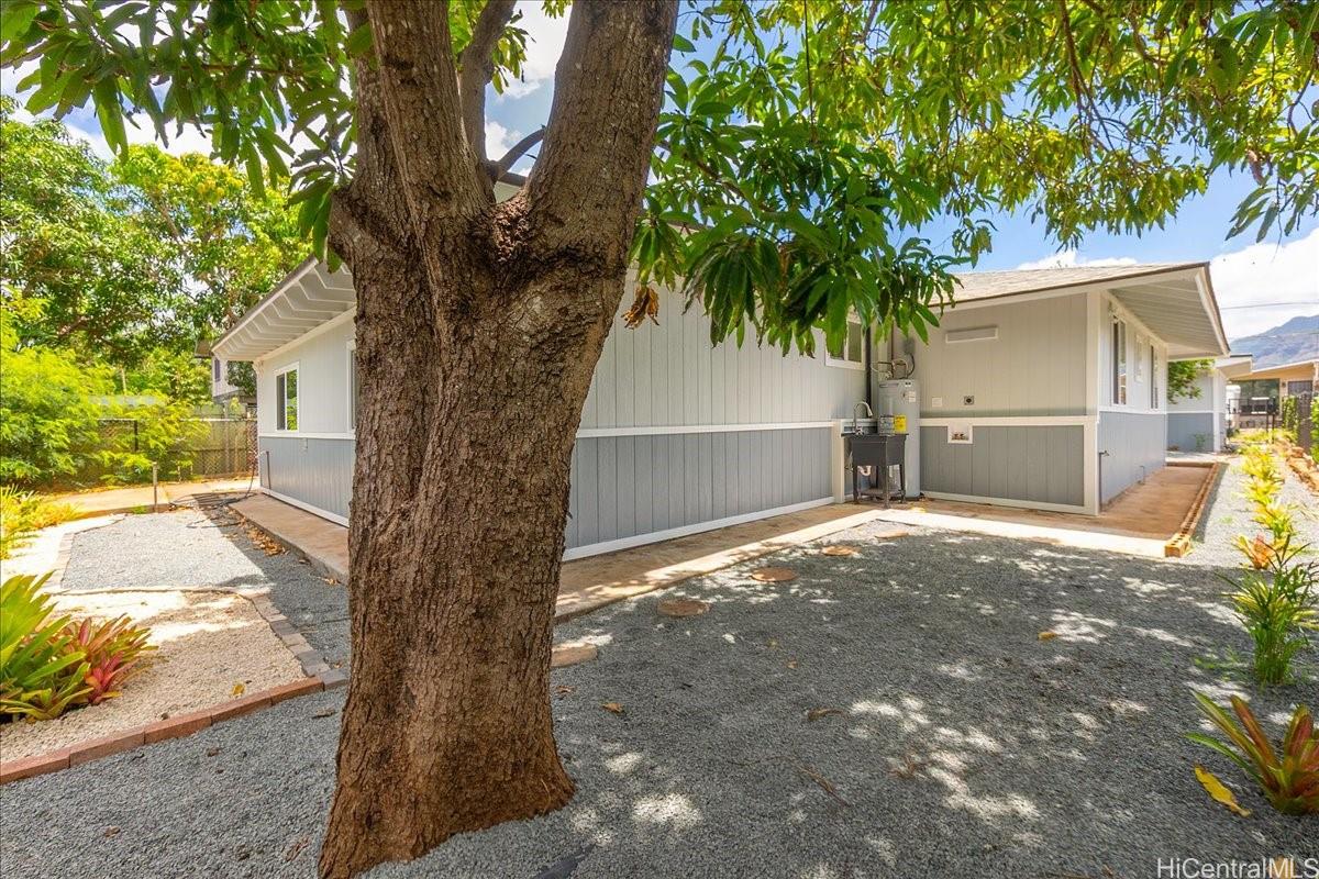 87-879 Waapuhi Street