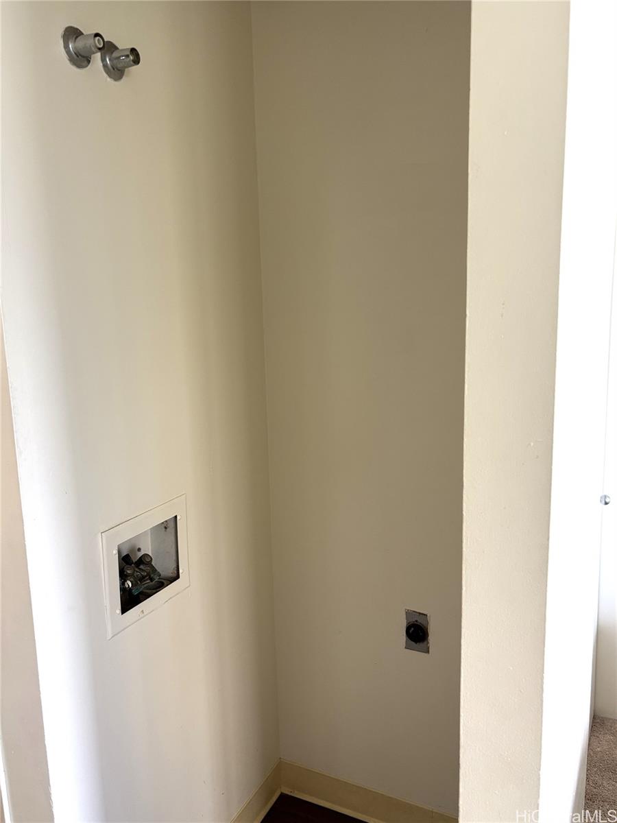 Photo 9 of 25