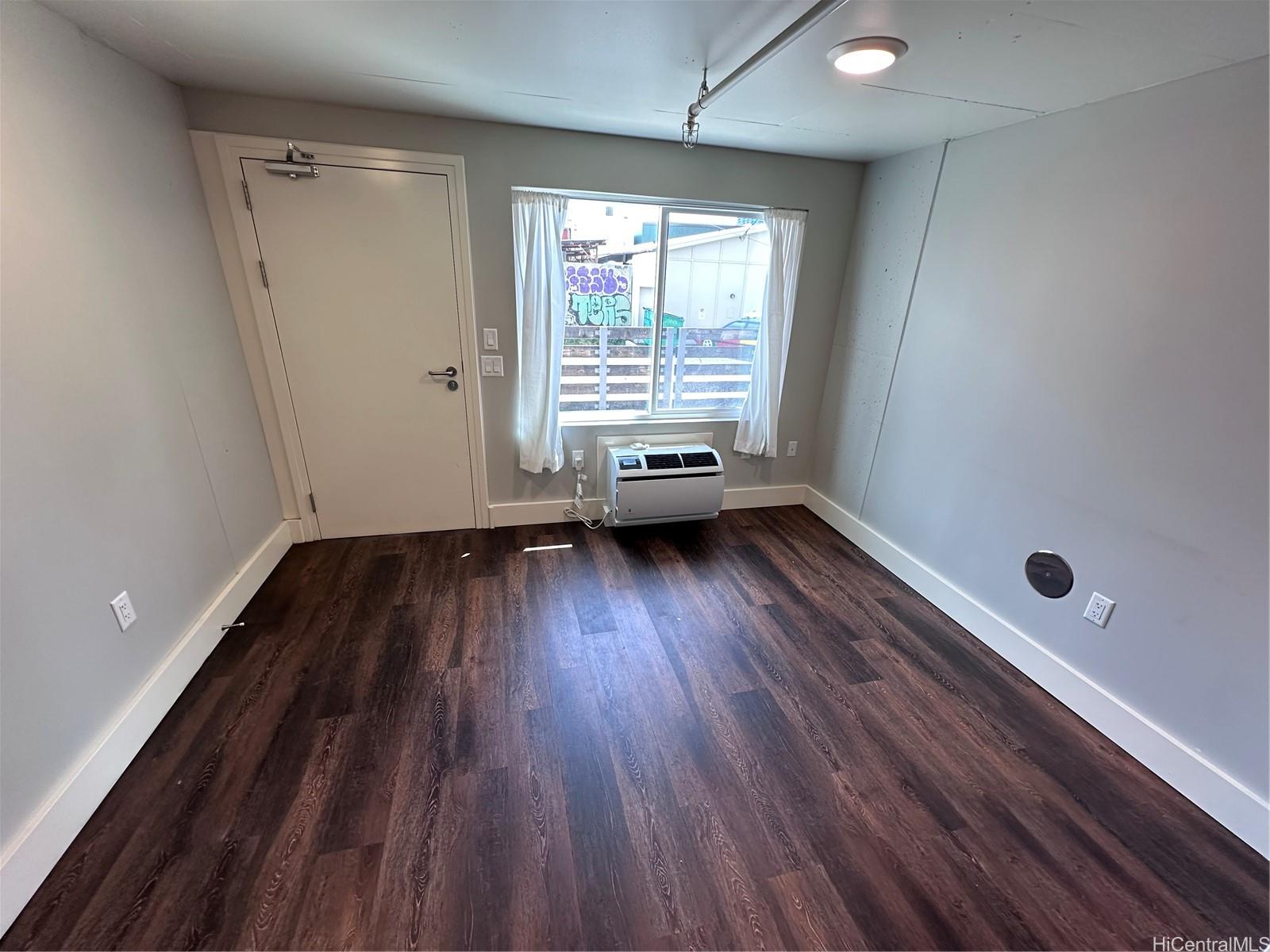 803 Waimanu Street  Unit 109