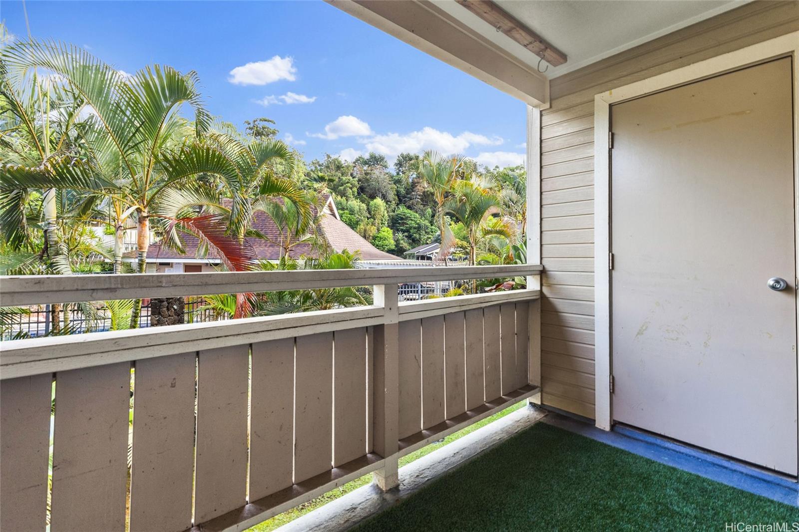 95-510 Wikao Street  Unit B203