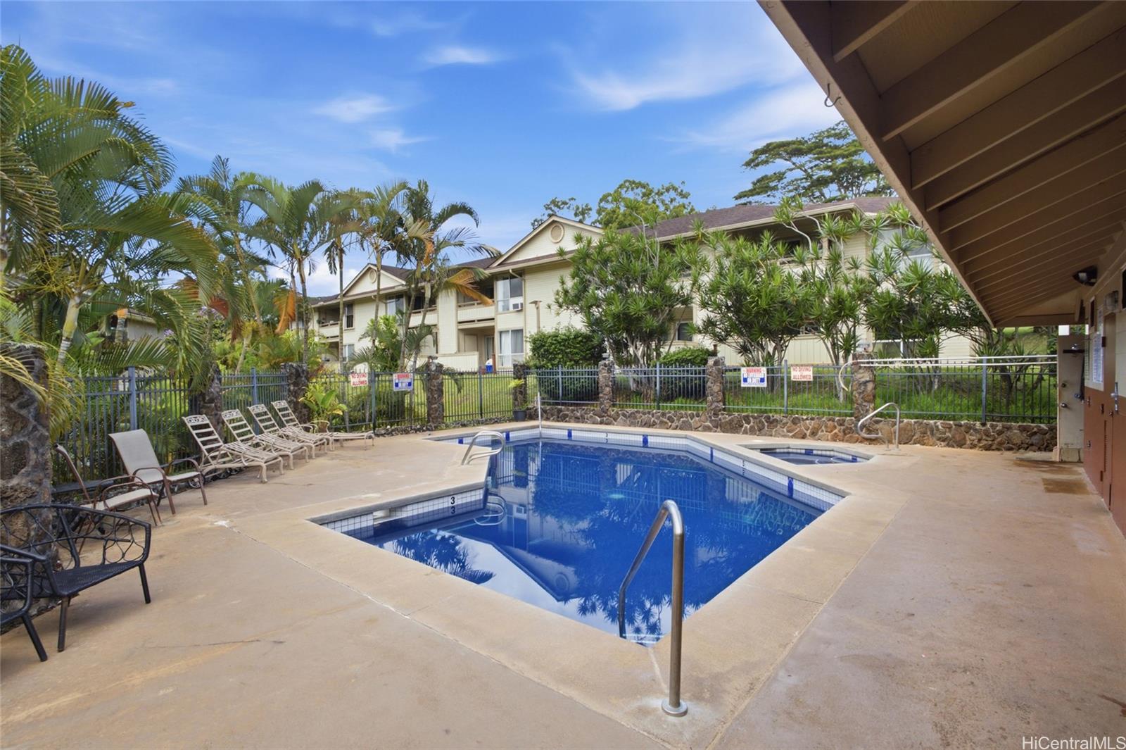 95-510 Wikao Street  Unit B203