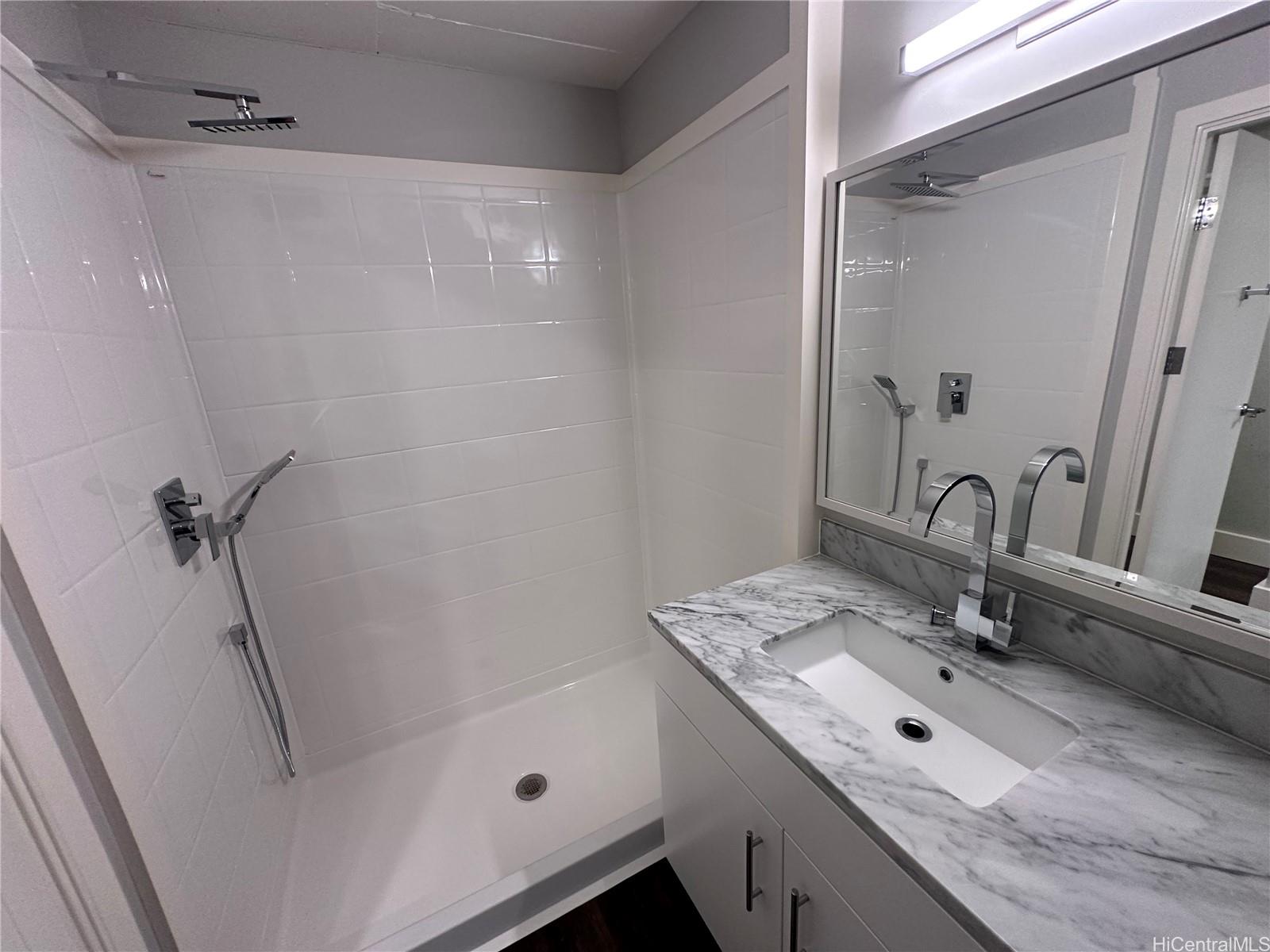 803 Waimanu Street  Unit 407