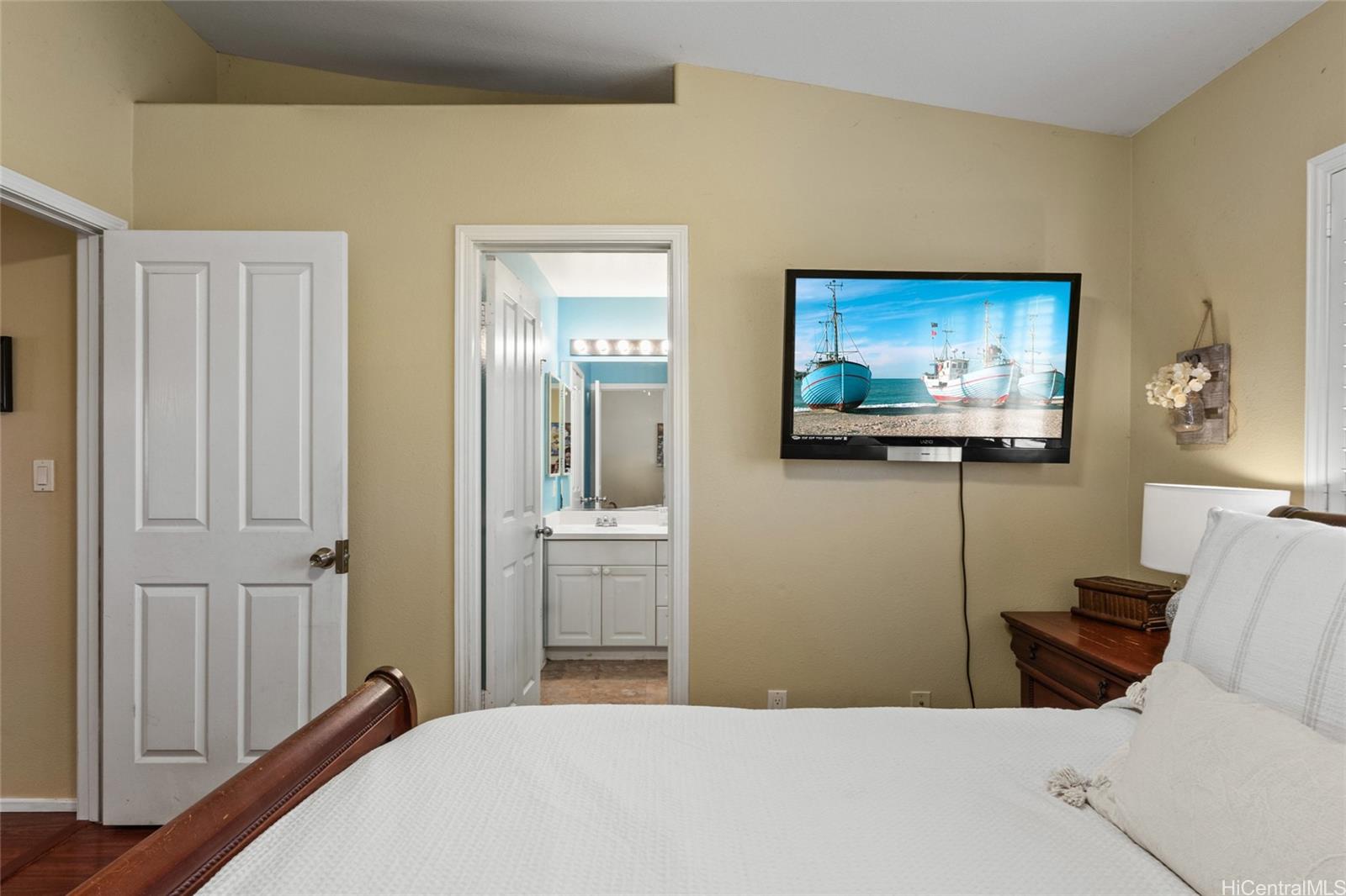 91-1051 Kaileolea Drive  Unit 2B2