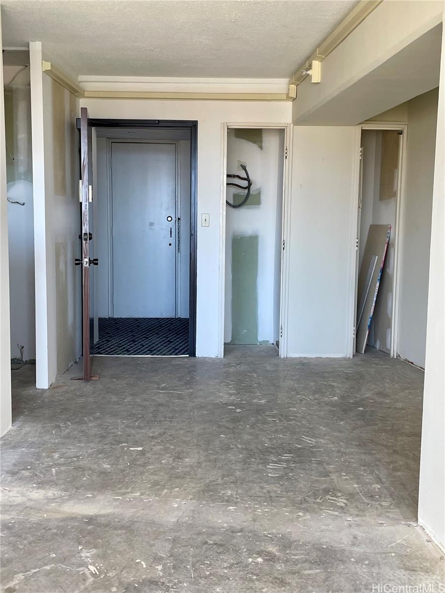 2333 Kapiolani Boulevard  Unit 2710