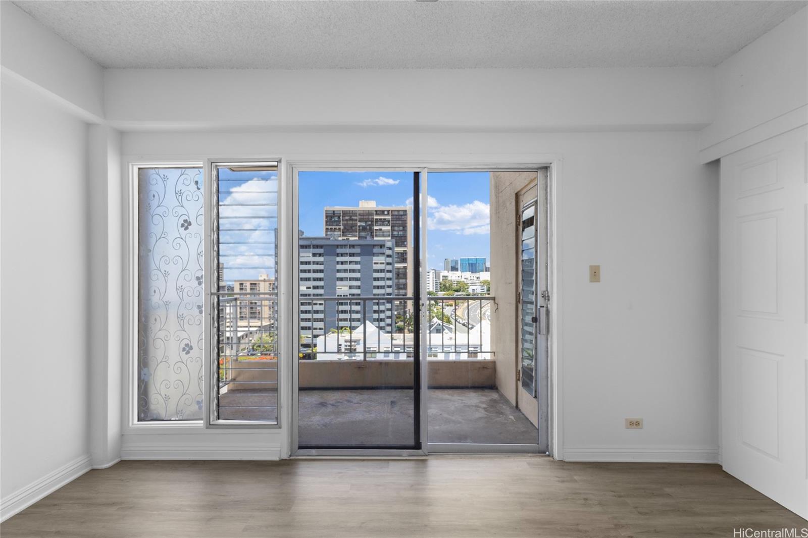 1314 Victoria Street 803
