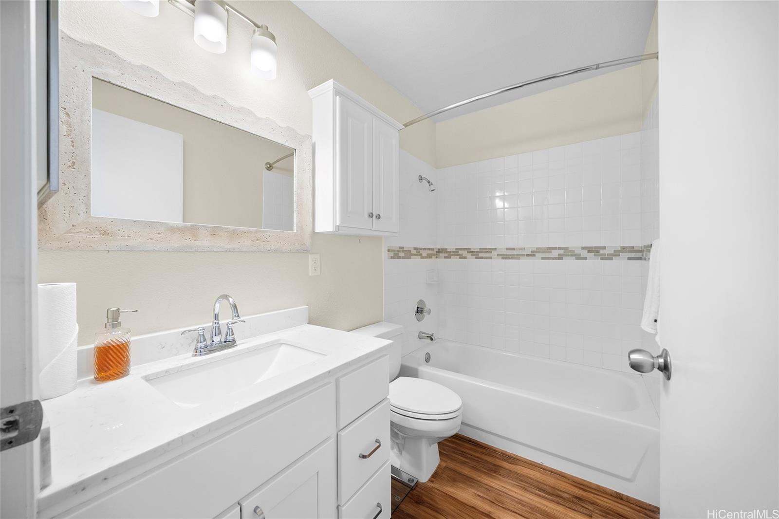 95-656 Wikao Street  Unit H104