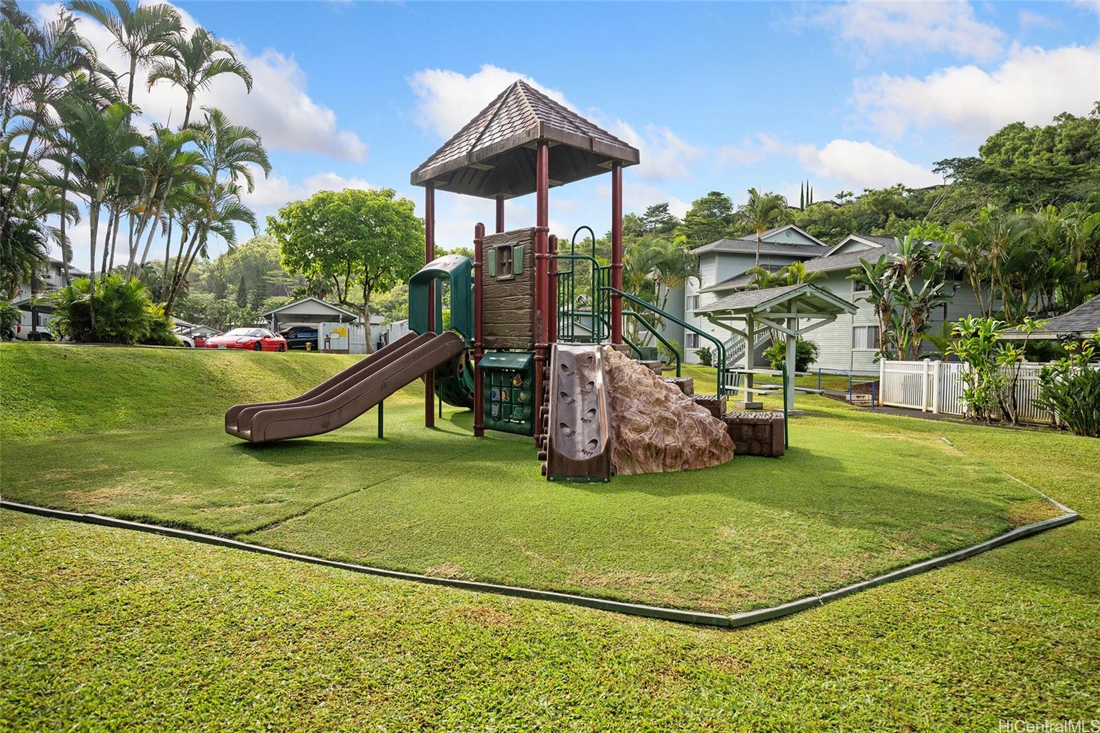 95-656 Wikao Street  Unit H104