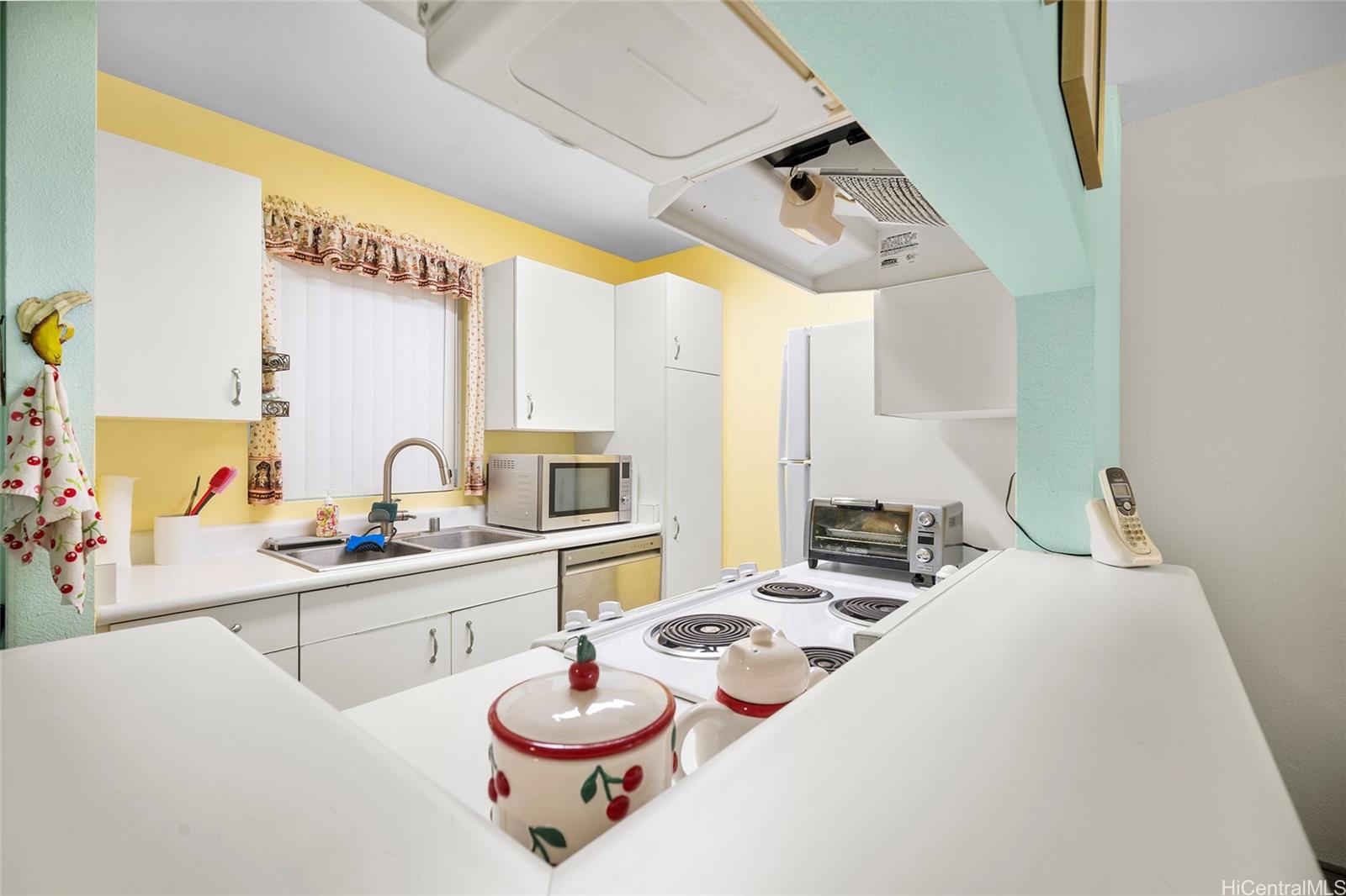 95-656 Wikao Street  Unit H104