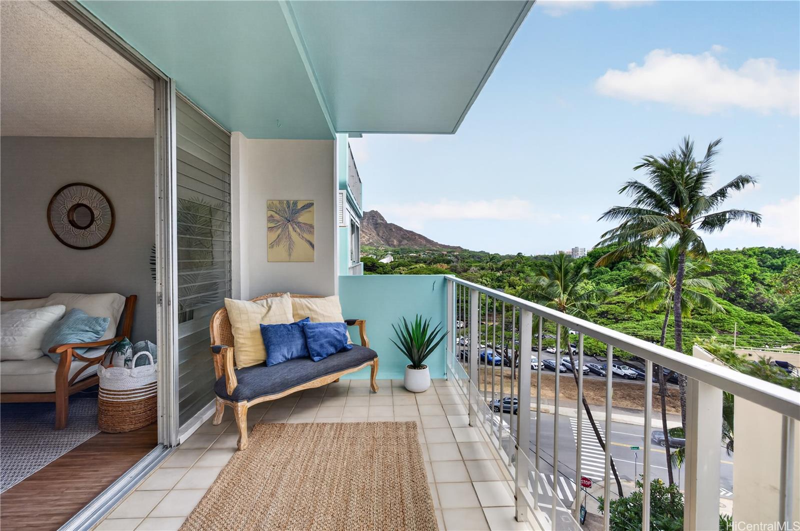 204 Kapahulu Avenue 604