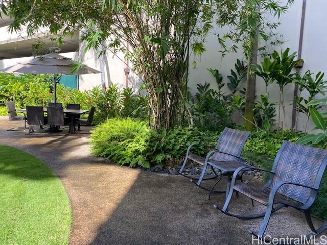 Photo 18 of 21