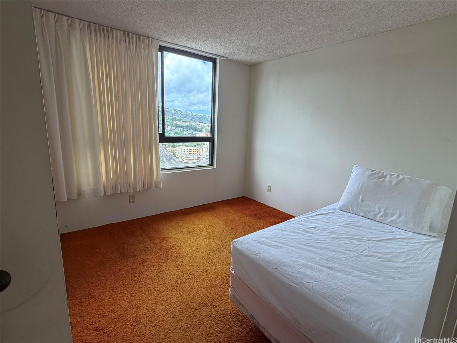2724 Kahoaloha Lane  Unit 2401